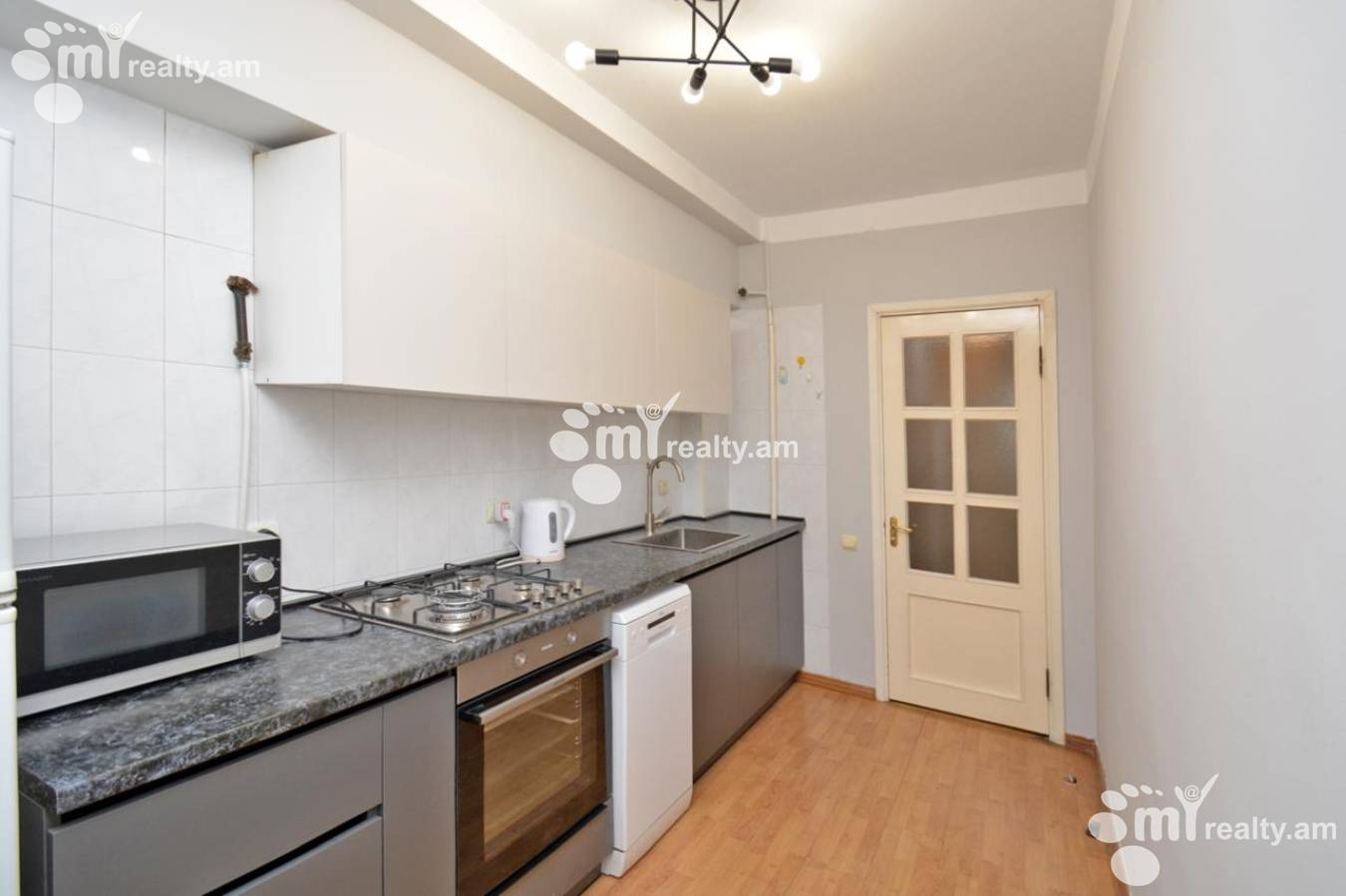 3 bedroom apartment for rent Sayat-Nova Ave, Center Yerevan, 158025