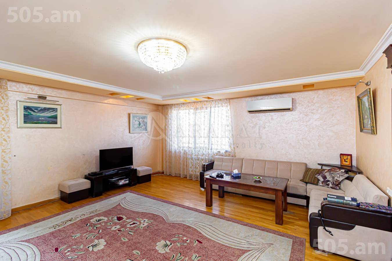5 սենյականոց բնակարան  Պուշկինի փող, Կենտրոն Երևան, 152544
