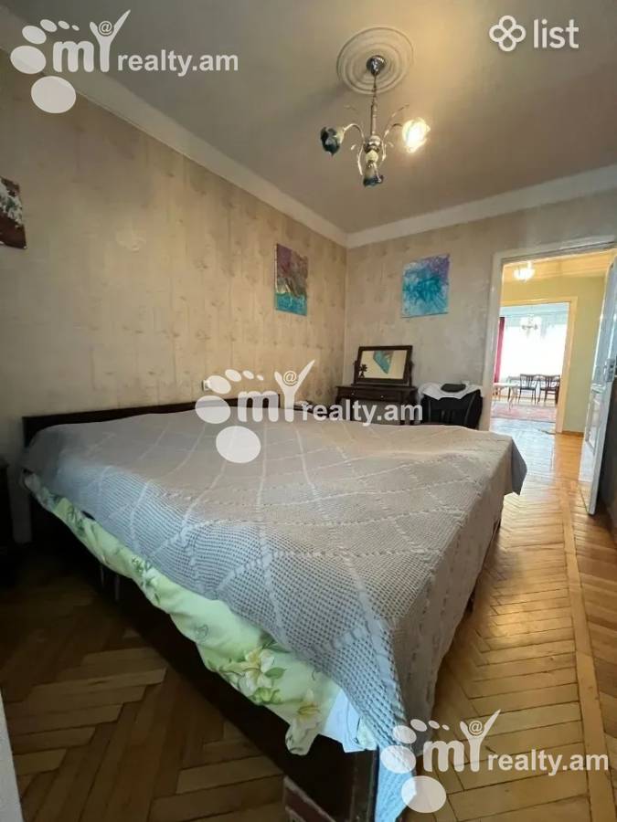 3 սենյականոց բնակարան  Սարյան փող, Կենտրոն Երևան, 158582