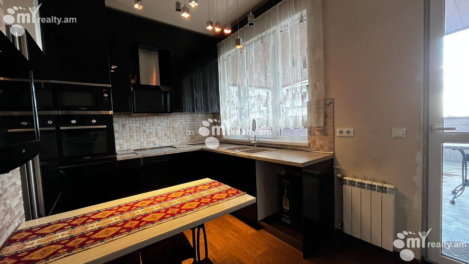 4 bedroom apartment for sale Rostom St, Center Yerevan, 160225