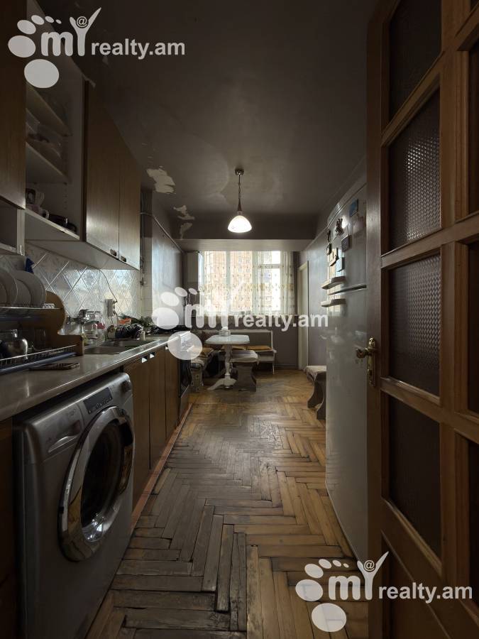 Купить 3 комнатную квартиру М. Аветисян  ул., Канакер-Зейтун Ереван, 159774