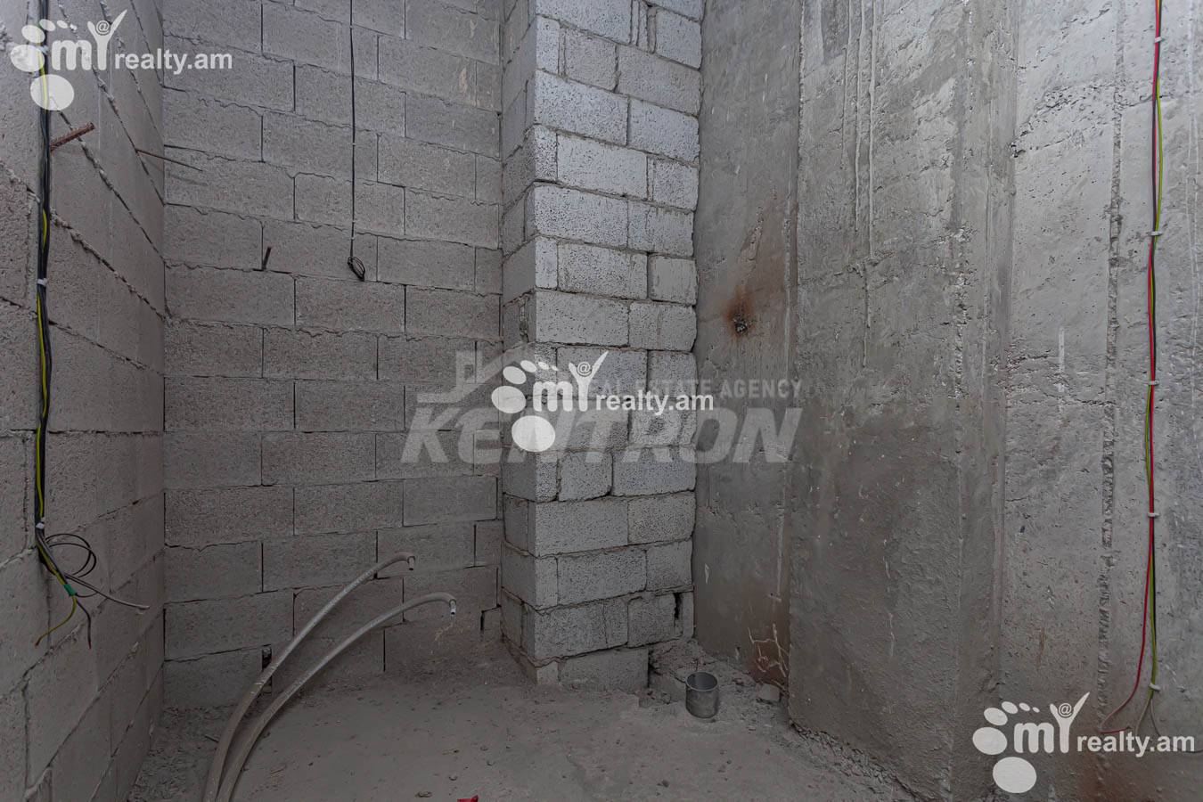 Купить 3 комнатную квартиру Ростом ул, Центр Ереван, 153929