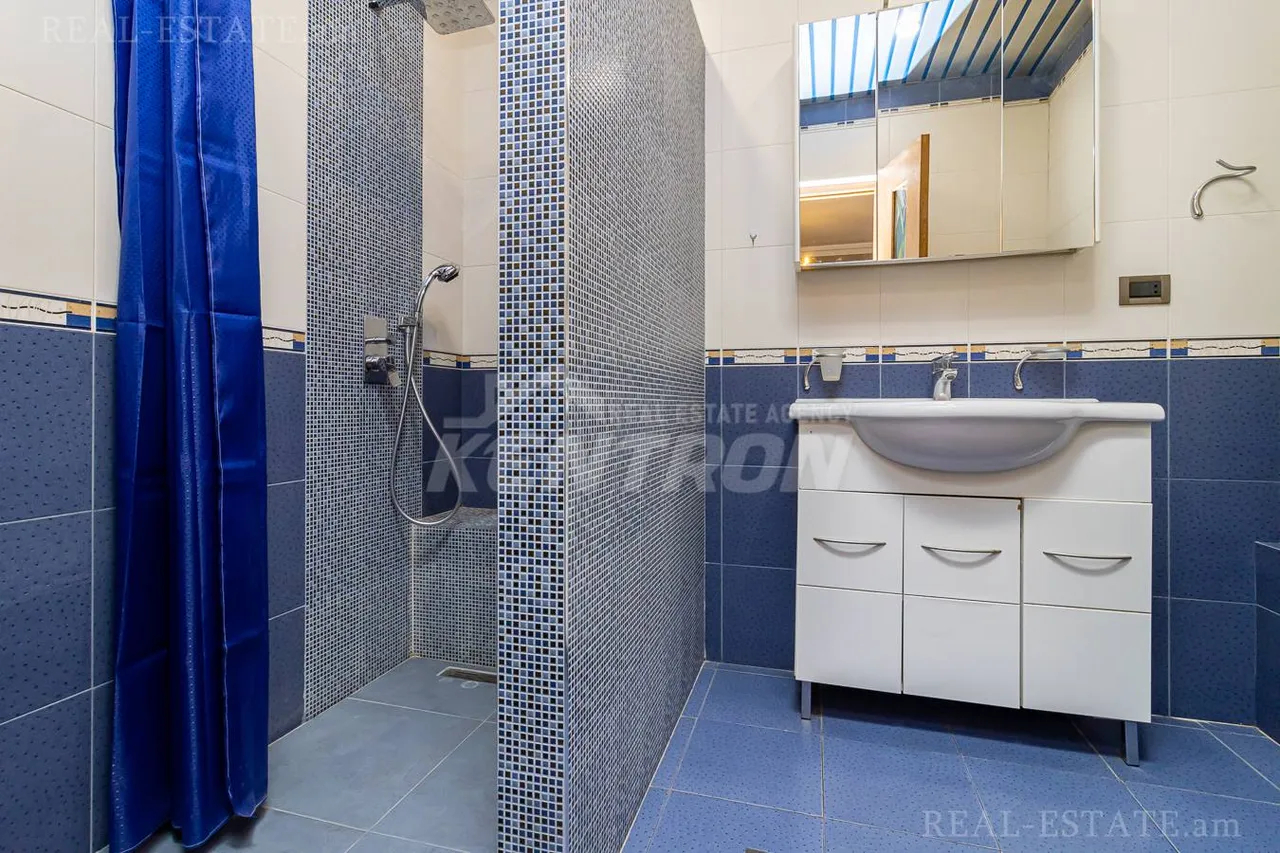 2 bedroom apartment for sale Yekmalyan St, Center Yerevan, 161715