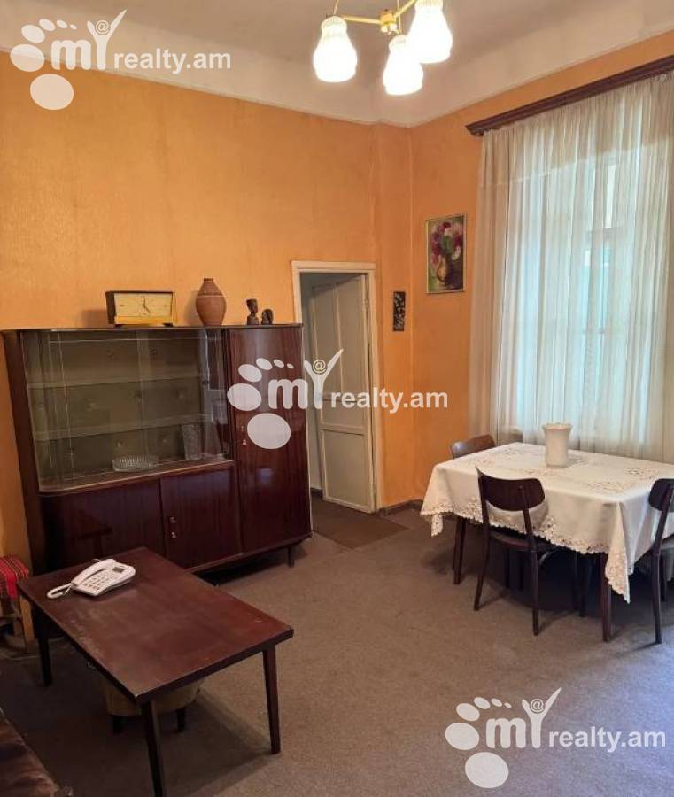 2 սենյականոց բնակարան  Հանրապետության փող, Կենտրոն Երևան, 160790