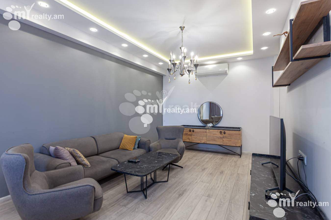 3 bedroom apartment for rent Antarayin St, Center Yerevan, 151305
