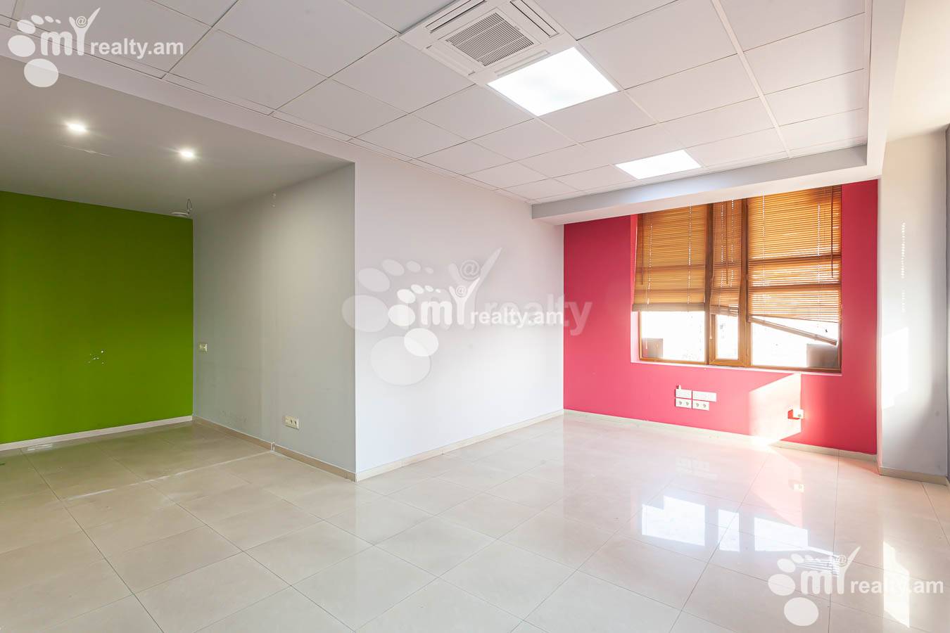 Commercial property for rent Teryan St, Center Yerevan, 153008