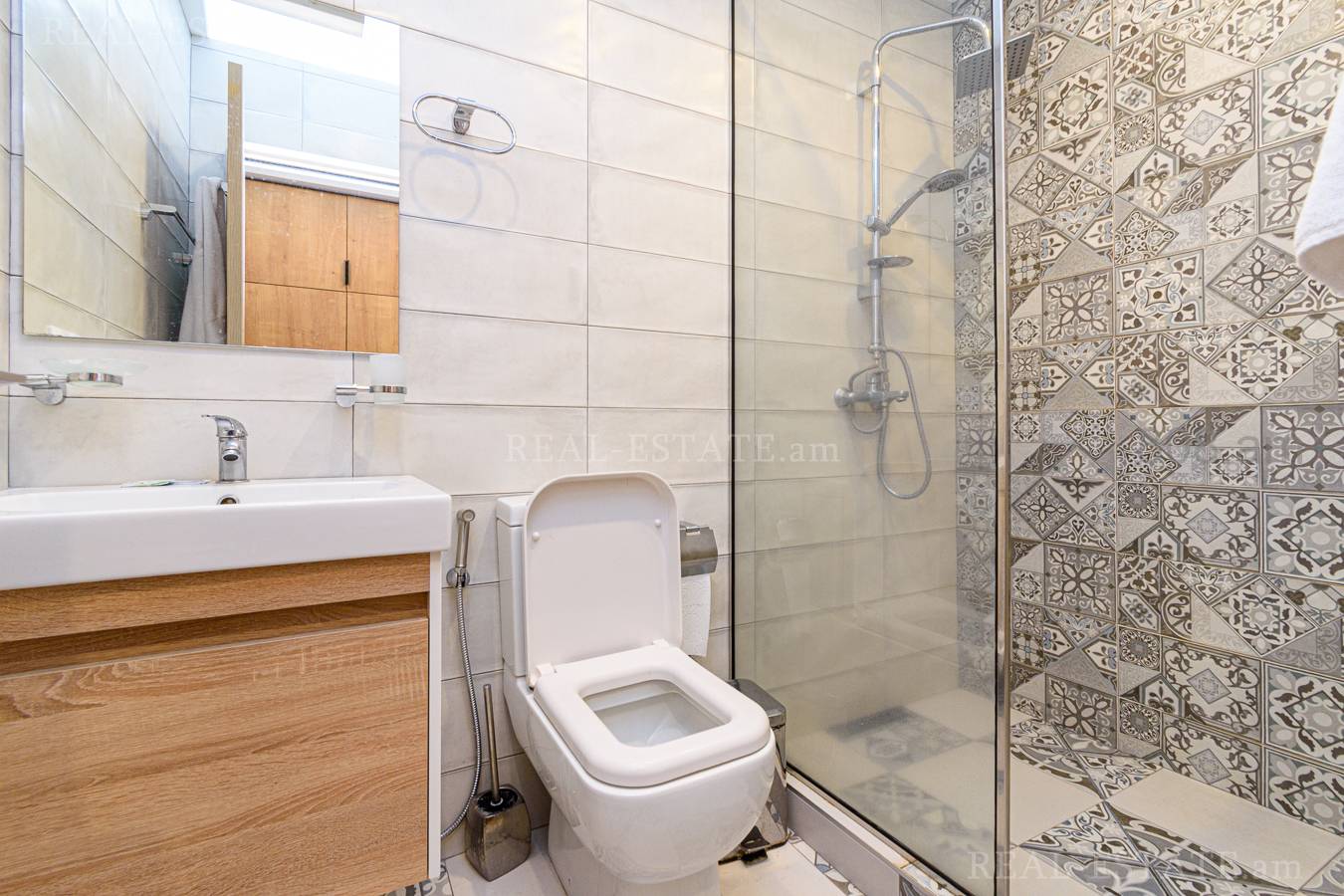 3 bedroom apartment for sale Pushkin St, Center Yerevan, 133342