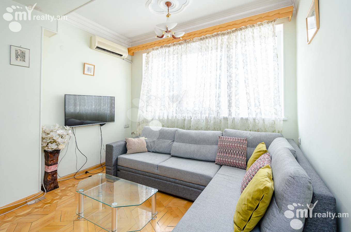 3 bedroom apartment for sale Kajaznuni St, Center Yerevan, 151451