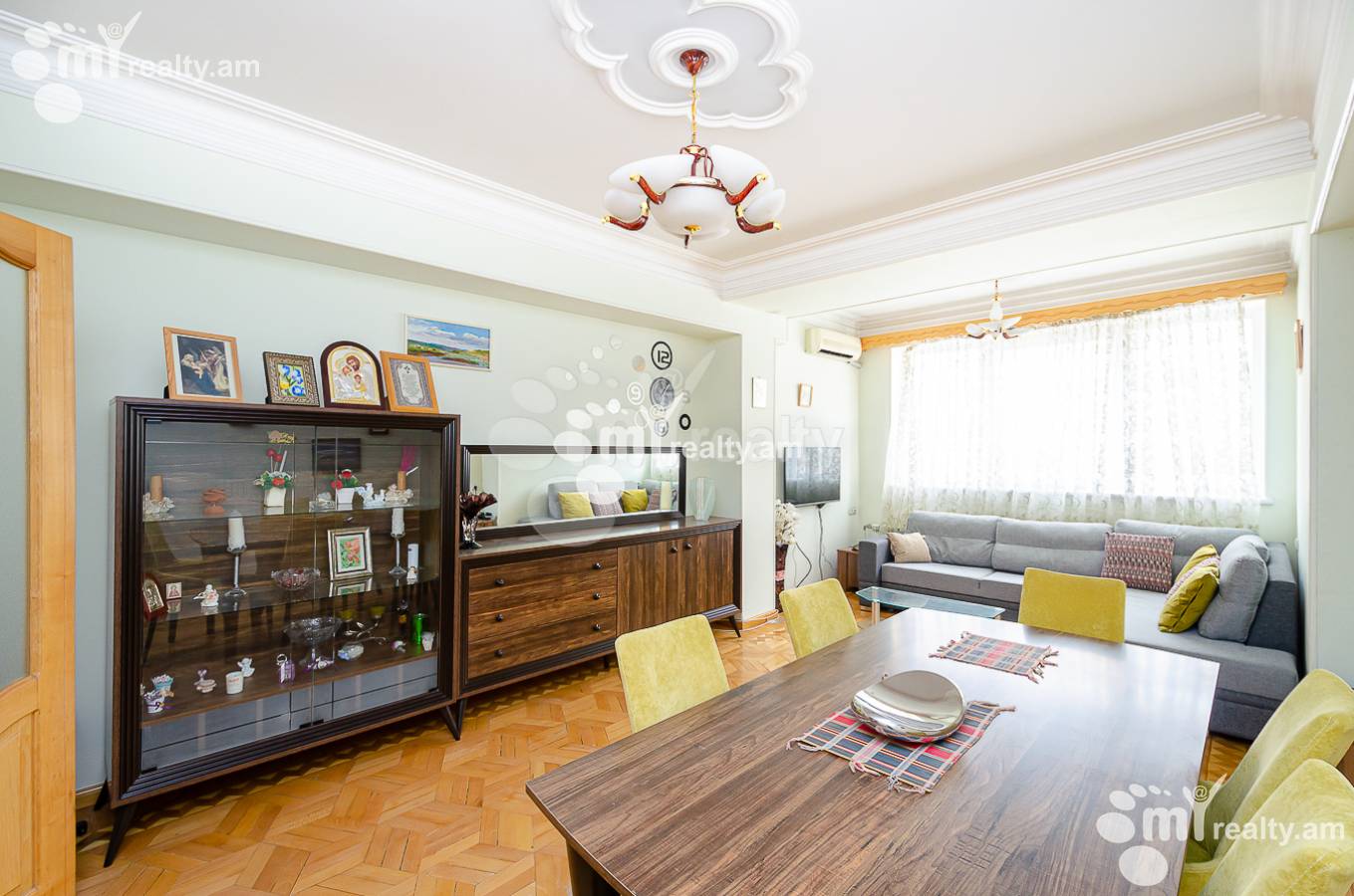 3 bedroom apartment for sale Kajaznuni St, Center Yerevan, 151451