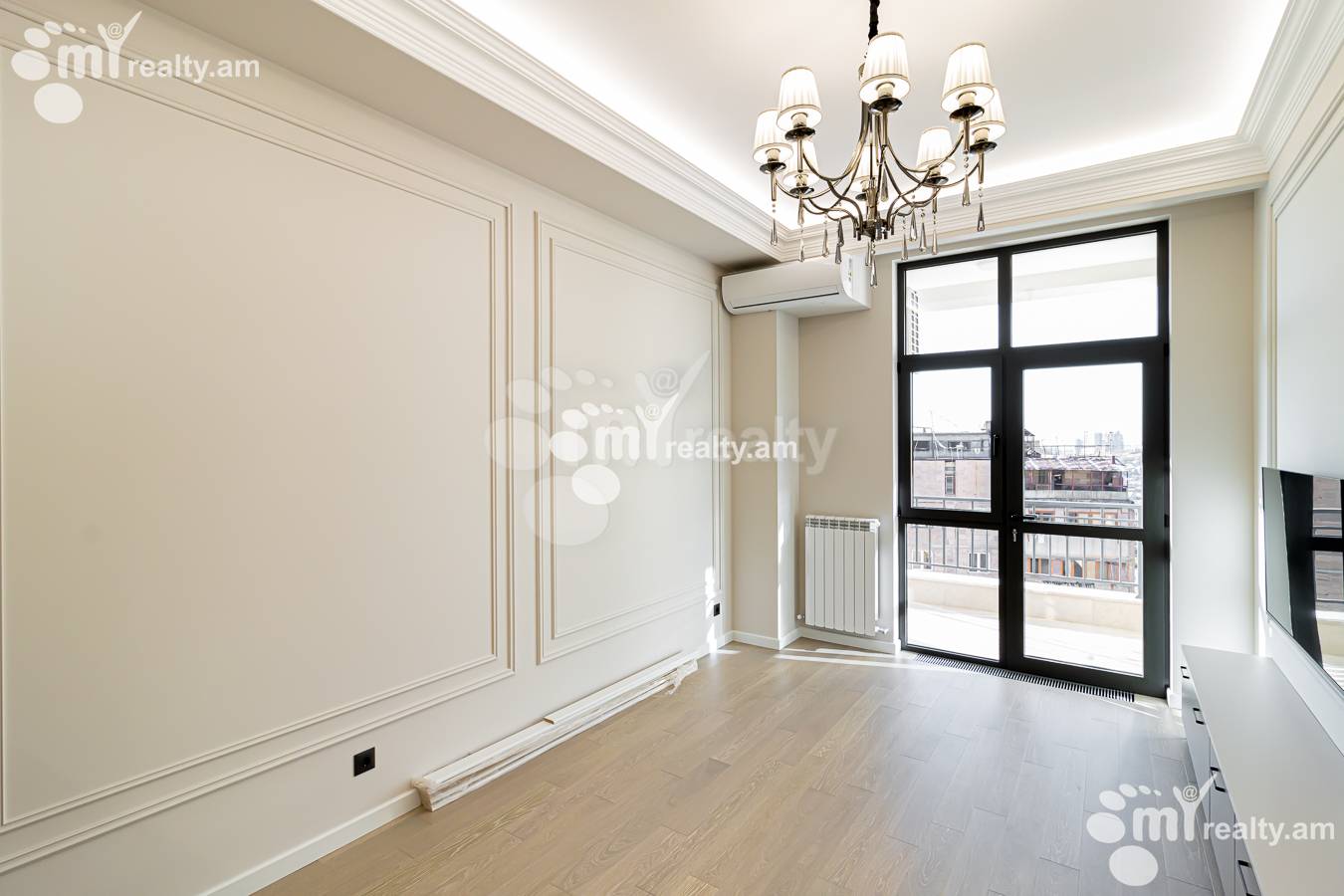 Купить 2 комнатную квартиру Аршакуняц пр, Центр Ереван, 153731