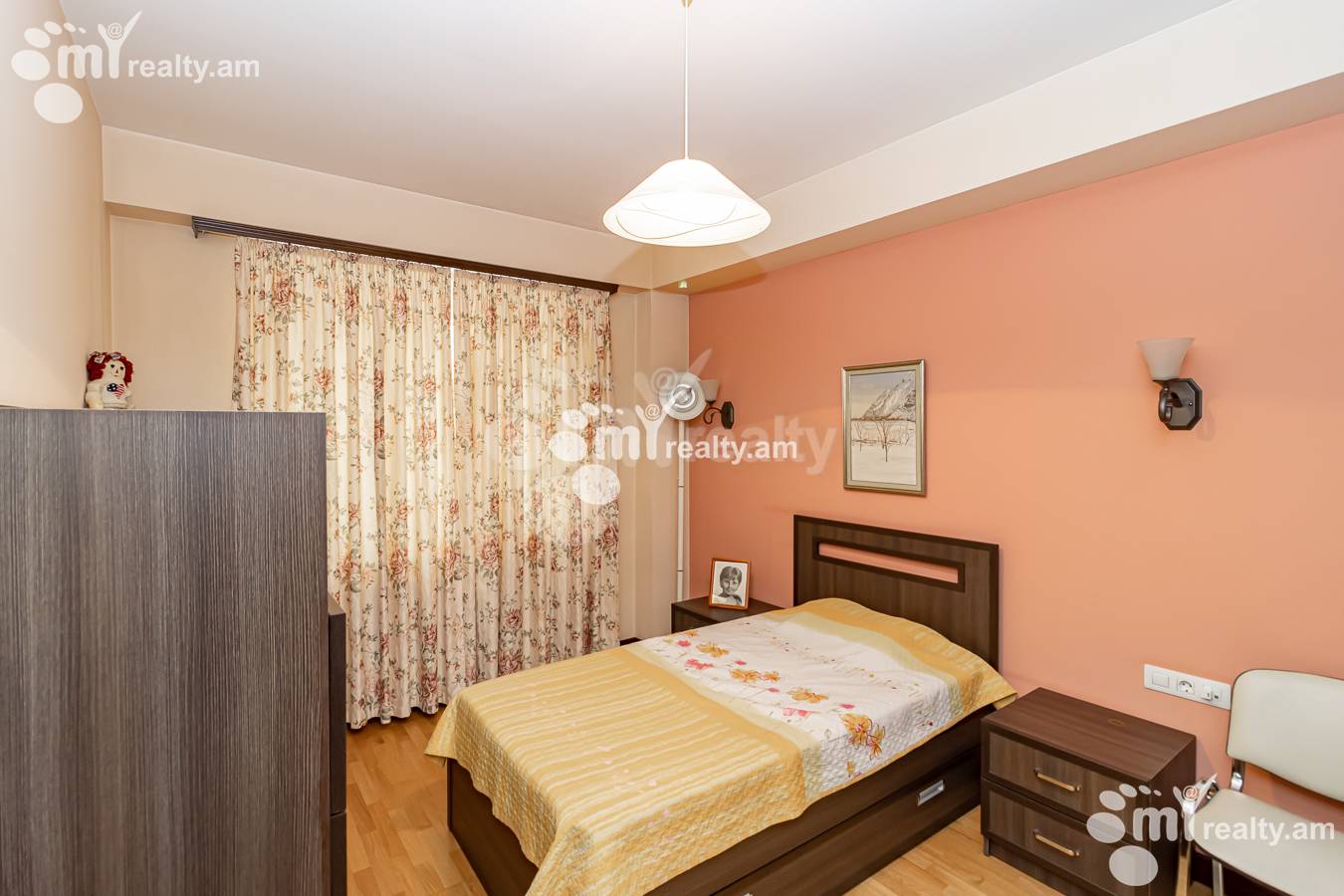 4 bedroom apartment for sale Antarayin St, Center Yerevan, 149052