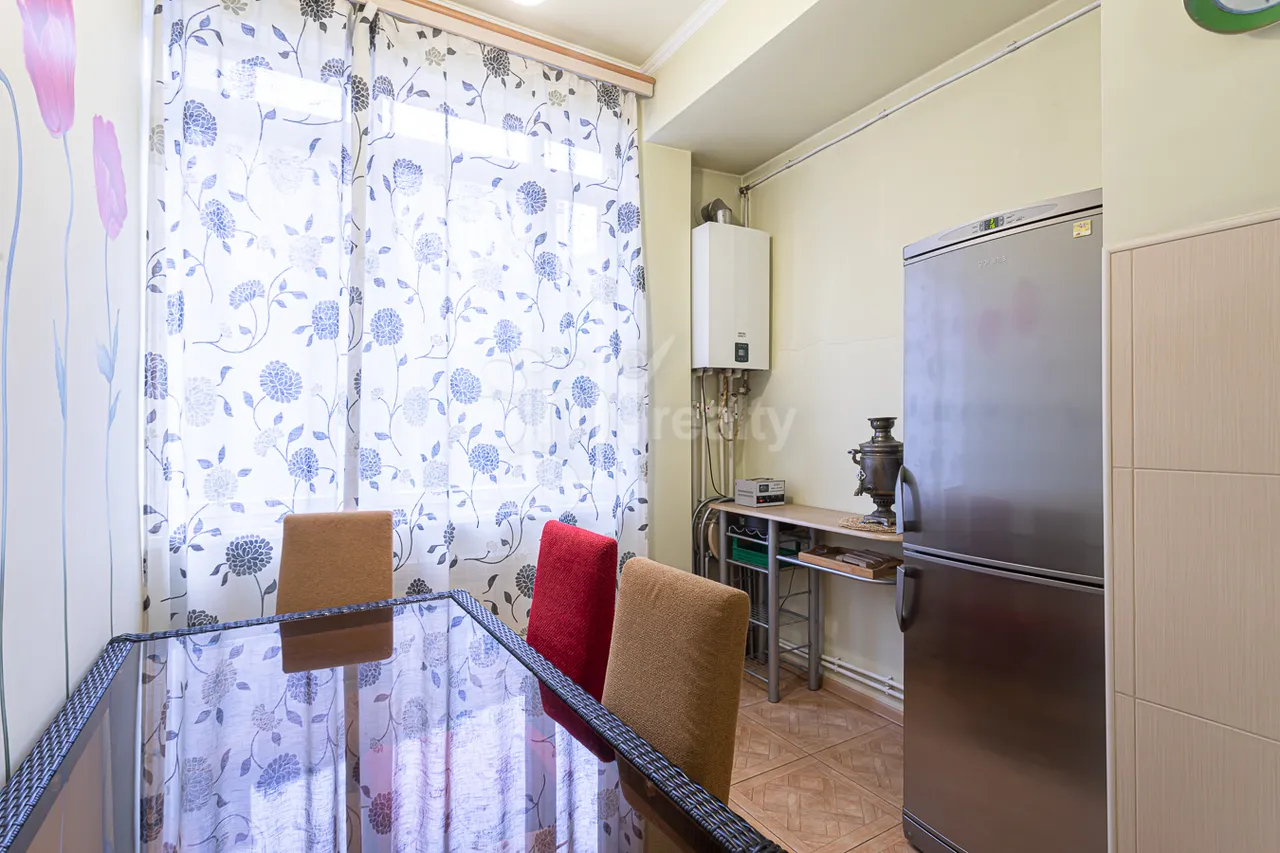 3 bedroom apartment for sale Aygedzor alley, Arabkir Yerevan, 159678