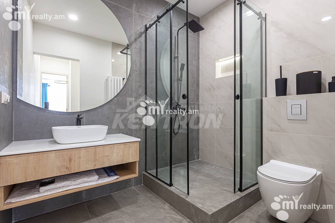 Снять 3 комнатную квартиру Антараин ул, Центр Ереван, 152300