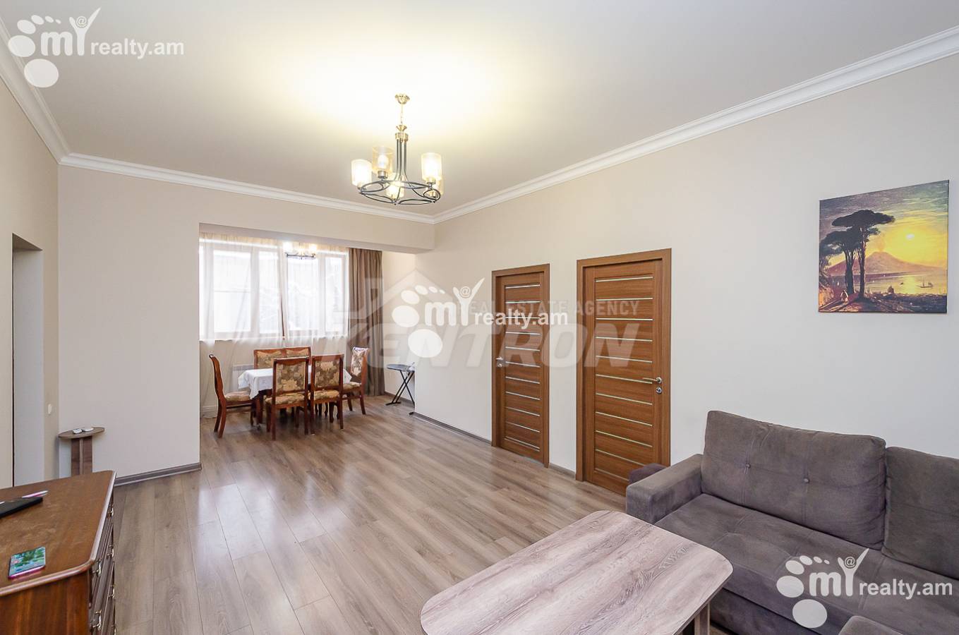 3 bedroom apartment for sale خیابان ابوویان, مرکز شهر ایروان, 109964