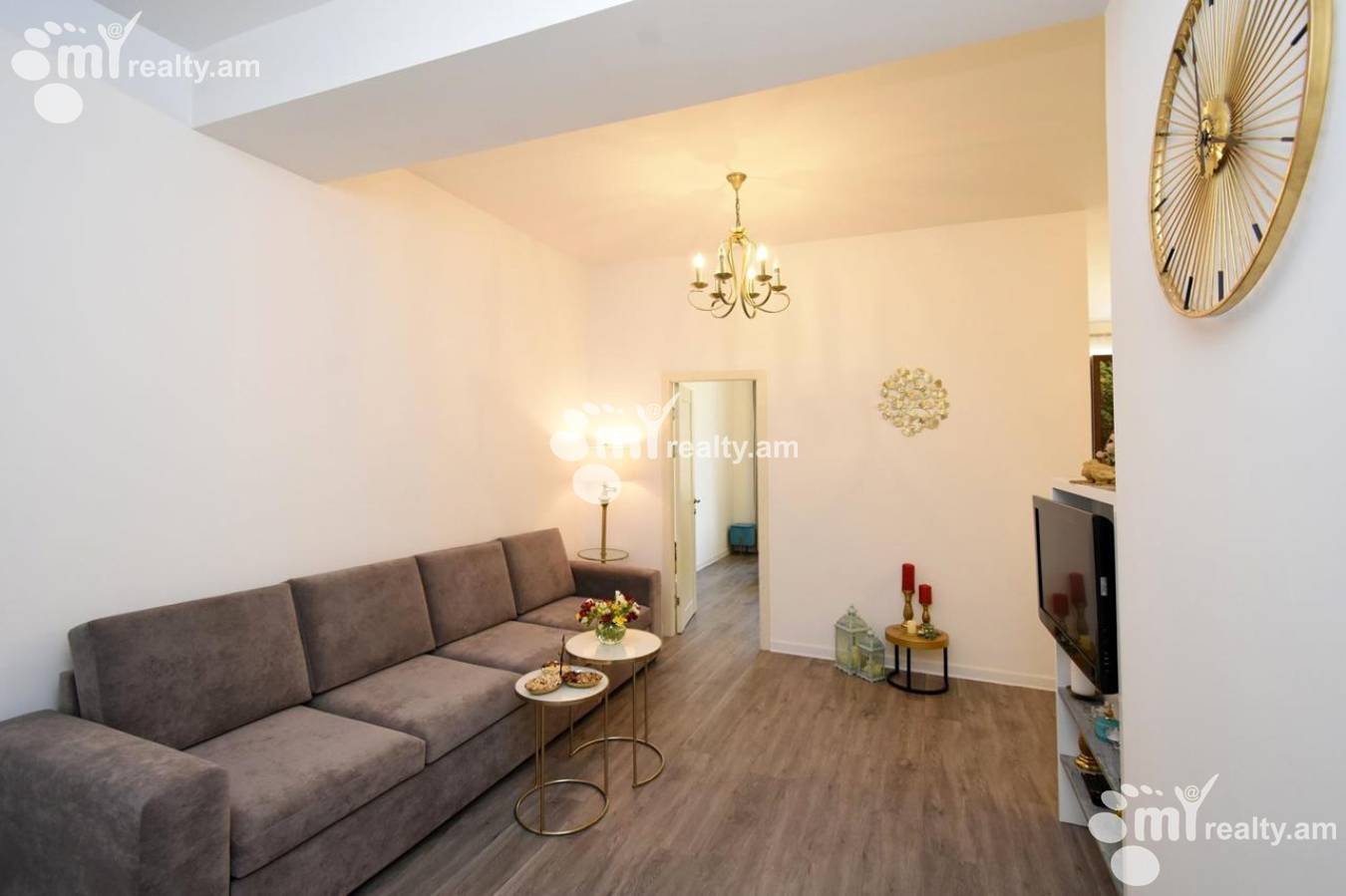 3 bedroom apartment for rent Nalbandyan St, Center Yerevan, 151383