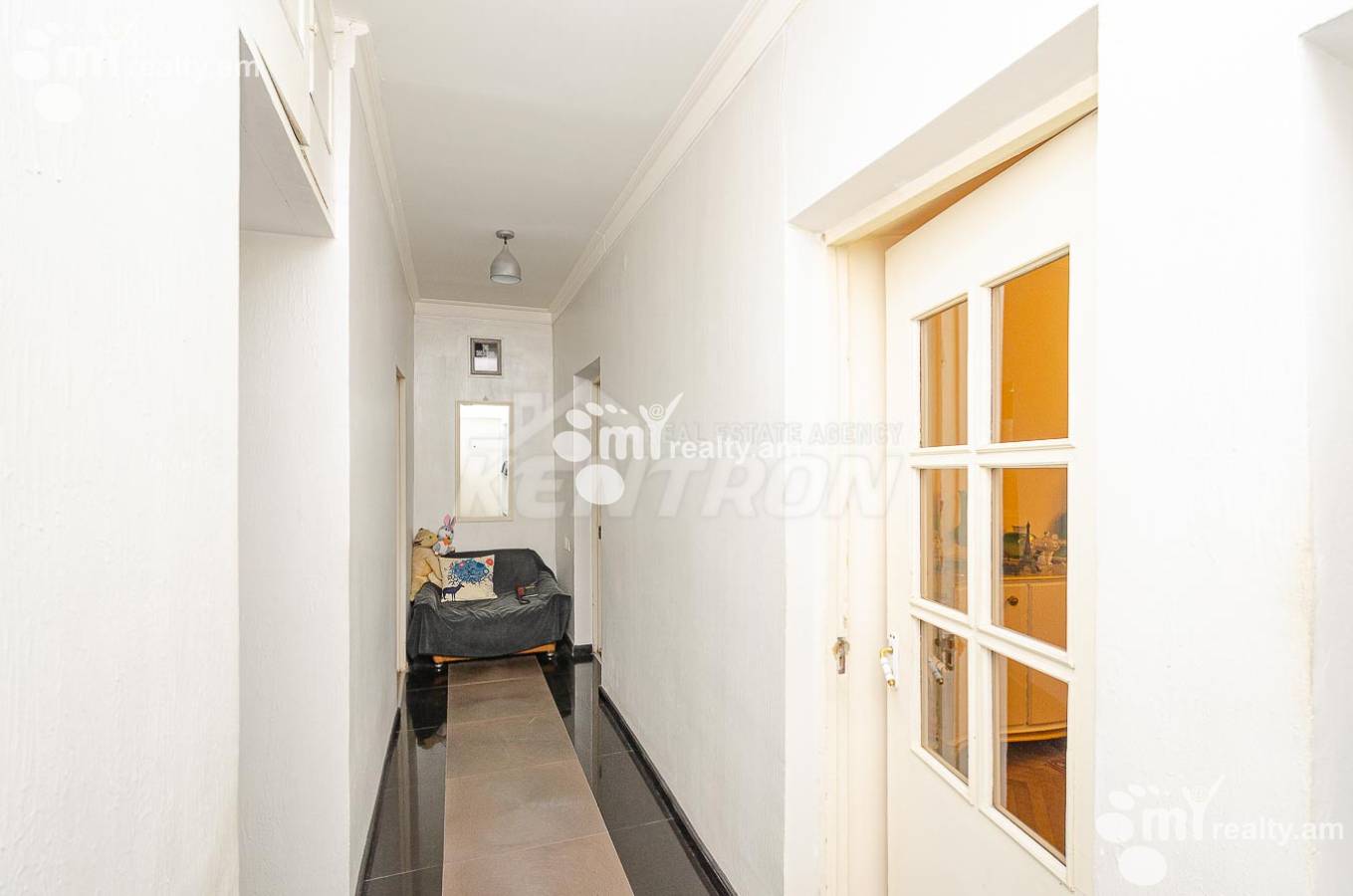 1 bedroom apartment for sale خیابان زاکیان, مرکز شهر ایروان, 154834