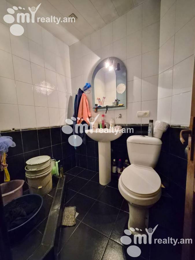 2 սենյականոց բնակարան  Շիրվանզադեի փող, Արաբկիր Երևան, 158409