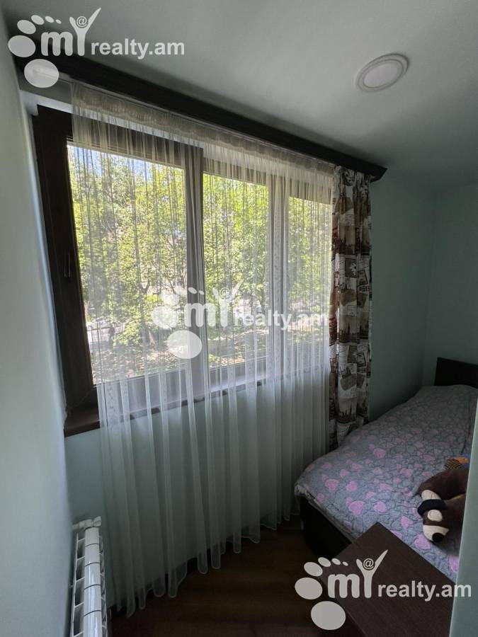 3 սենյականոց բնակարան  Տիգրան Պետրոսյան փող., Դավթաշեն Երևան, 153315