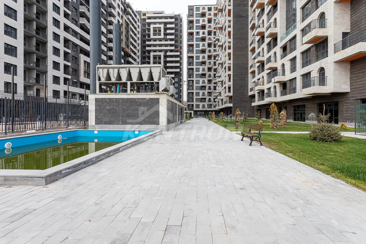 3 bedroom apartment for sale خیابان لِنینگراندیان, آچاپنیاک ایروان, 158446