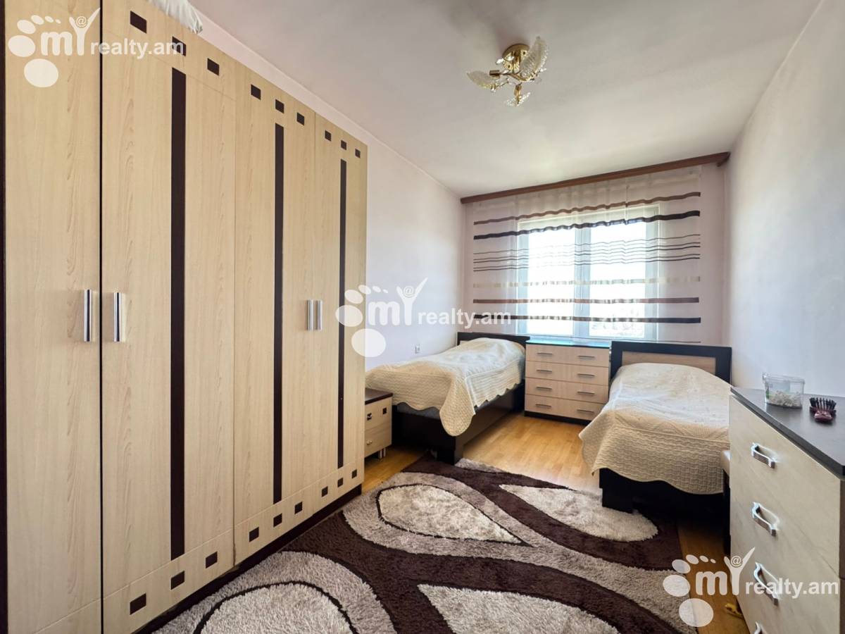 2 սենյականոց բնակարան  Լեփսիուսի   փող, Քանաքեռ-Զեյթուն Երևան, 160096