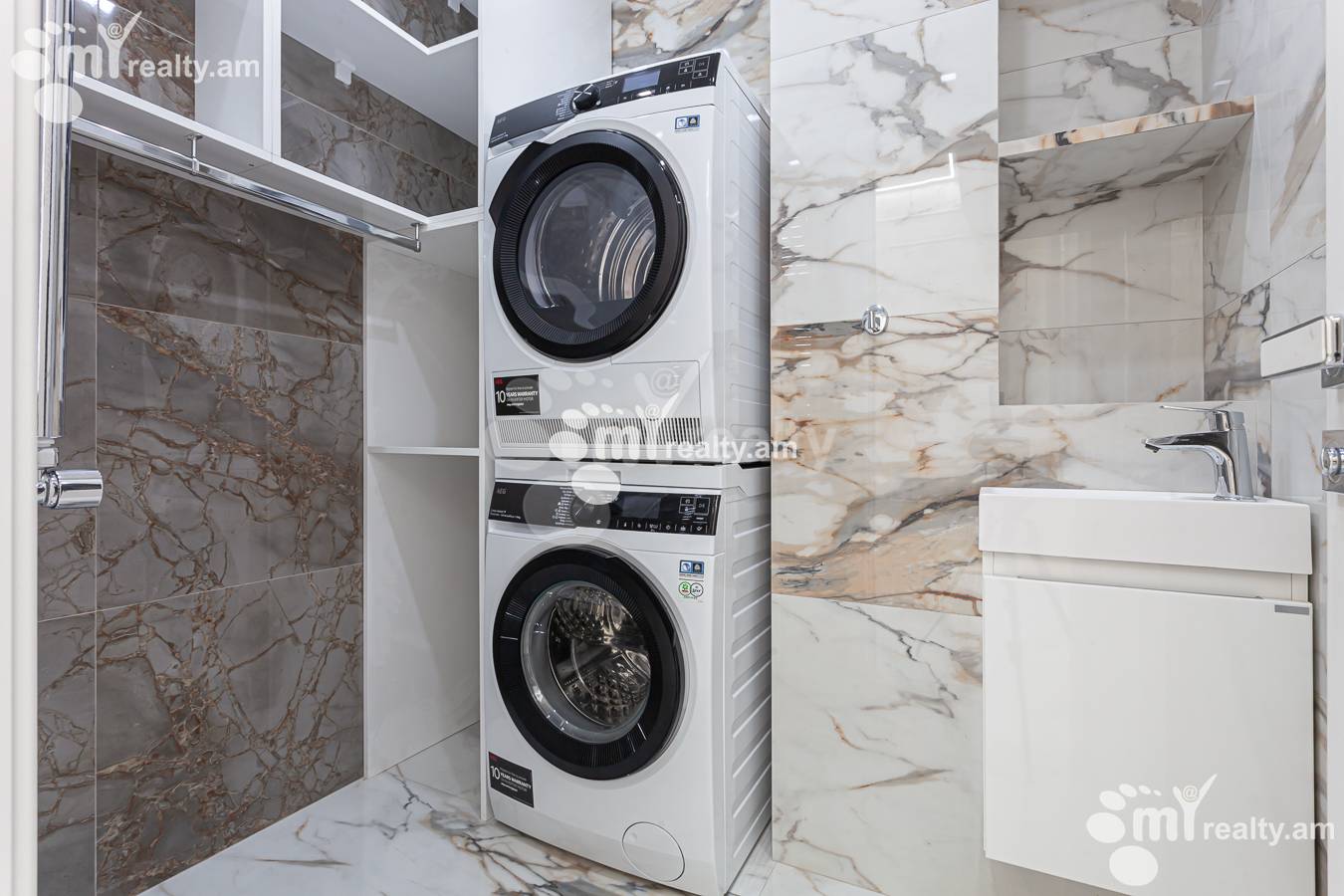 4 bedroom apartment for rent Sasna Тsrer St, Davtachène Yerevan, 156009