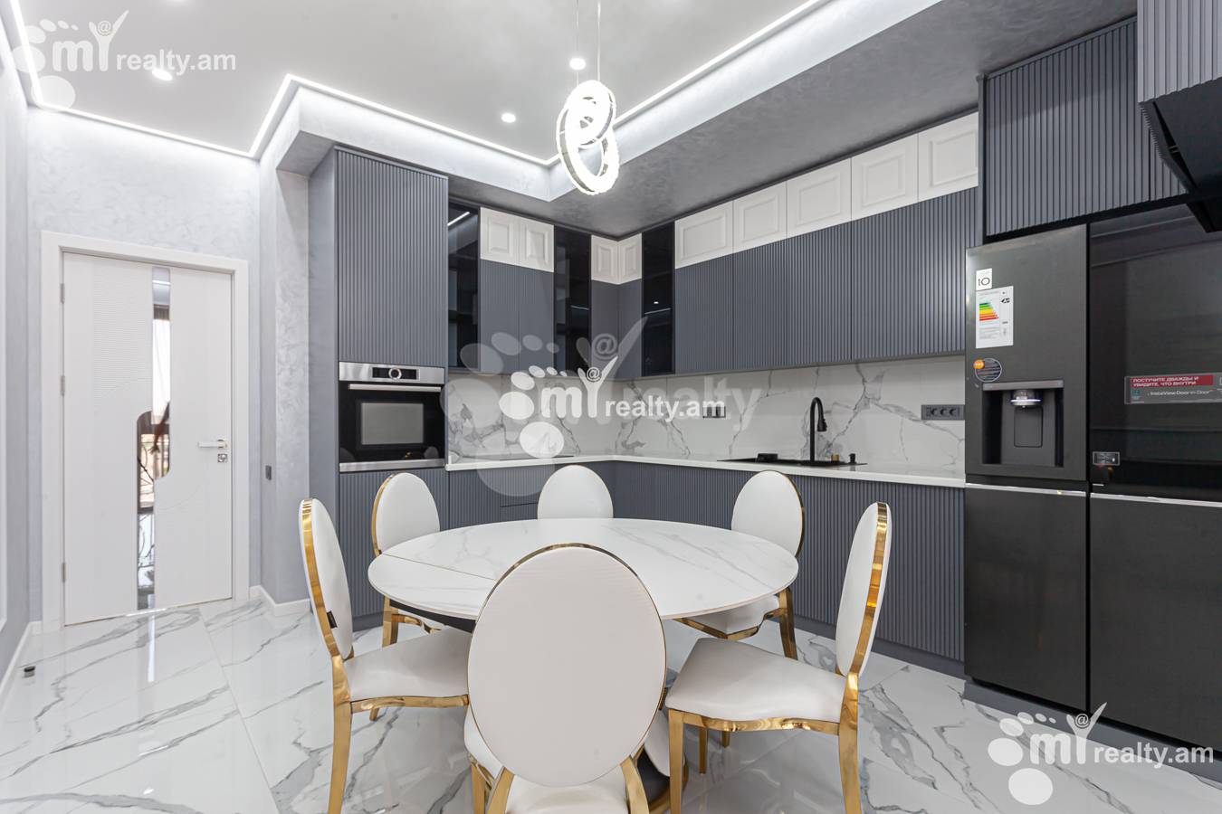 4 bedroom apartment for rent Sasna Тsrer St, Davtachène Yerevan, 156009