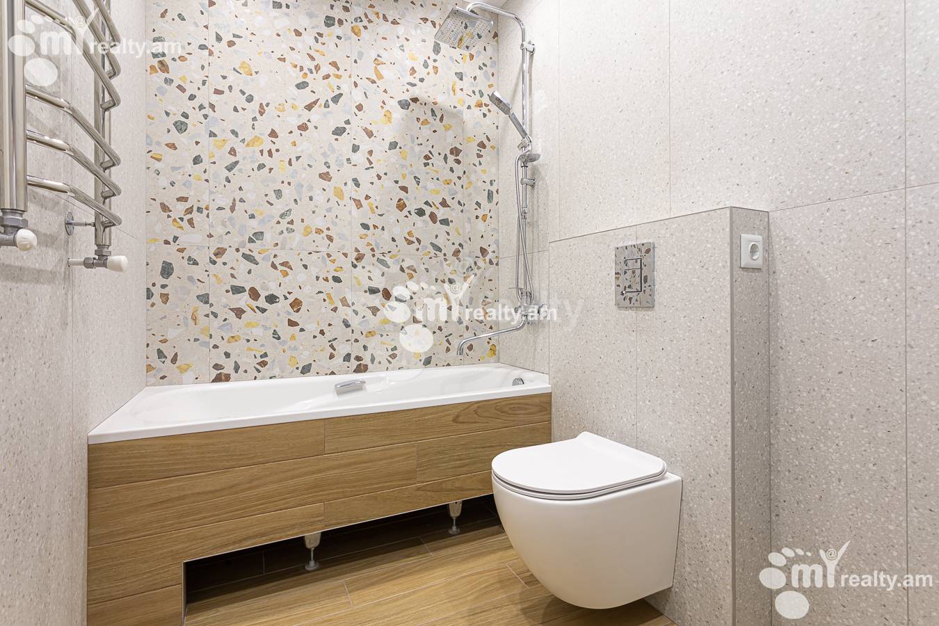 5 սենյականոց բնակարան  Ադոնց փող, Արաբկիր Երևան, 156523