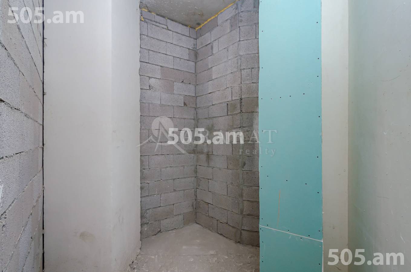 3 սենյականոց բնակարան  Գ. Հովսեփյան փող, Նորք-Մարաշ Երևան, 154123