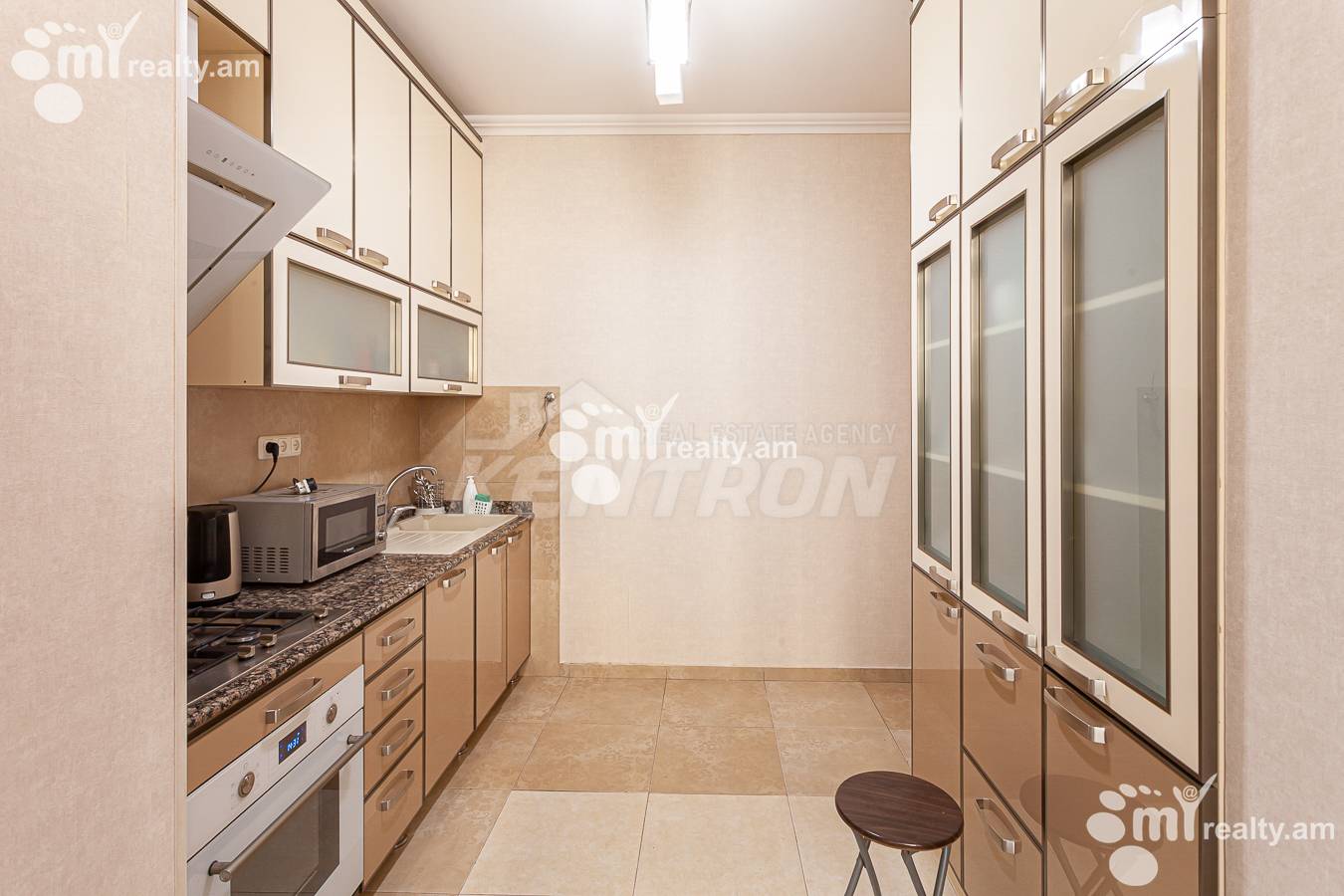 3 bedroom apartment for sale Saryan St, Center Yerevan, 154974