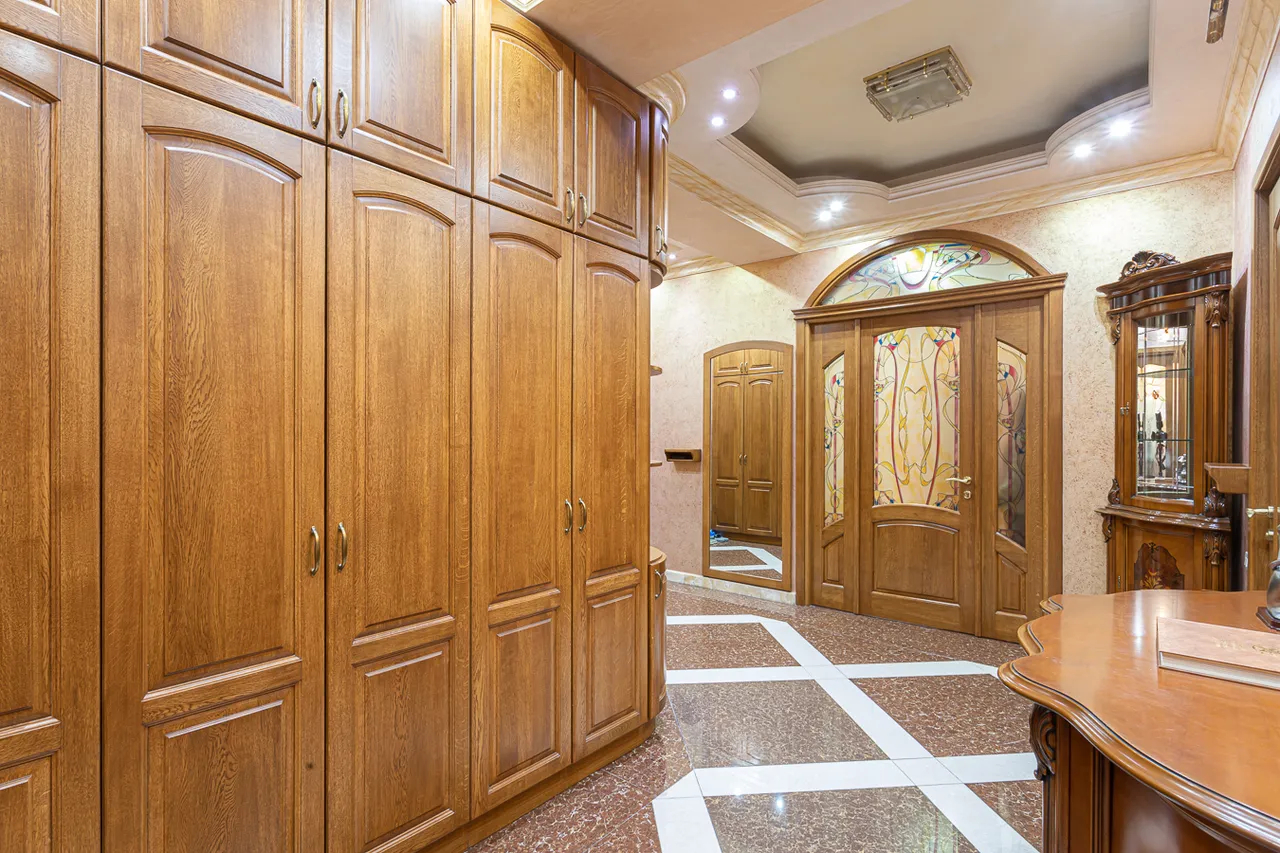 3 սենյականոց բնակարան վարձով Հին երևանցու փող, Կենտրոն Երևան, 159734