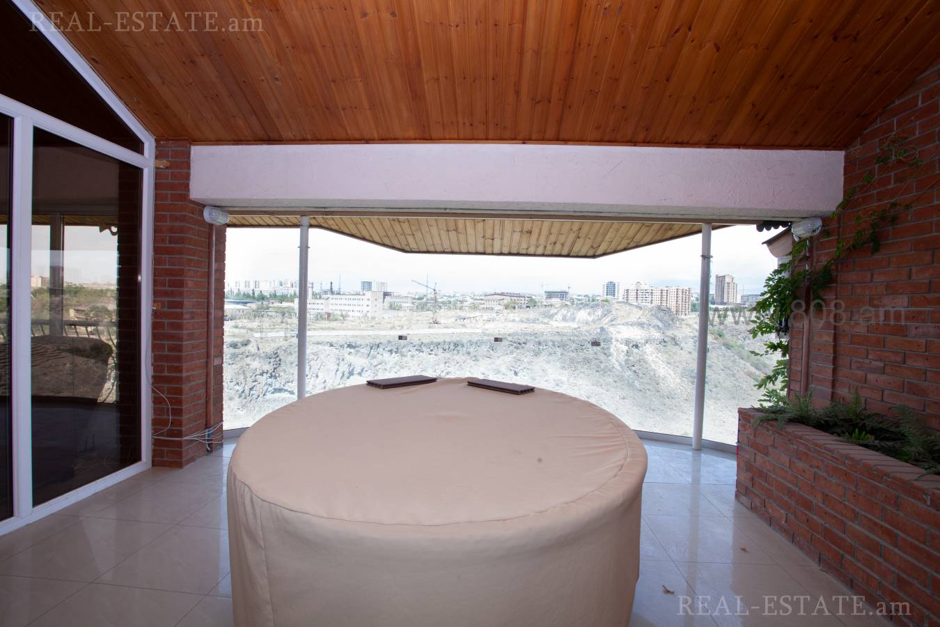 House for sale Hovsep Emin St, Arabkir Yerevan, 125145