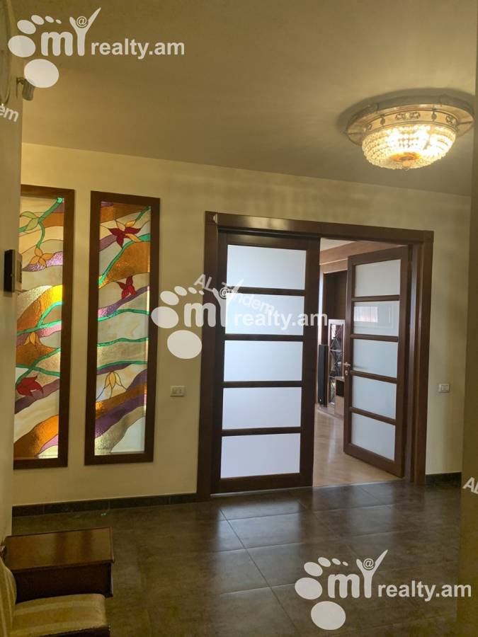 5 սենյականոց բնակարան վարձով Չարենցի փող, Կենտրոն Երևան, 155865