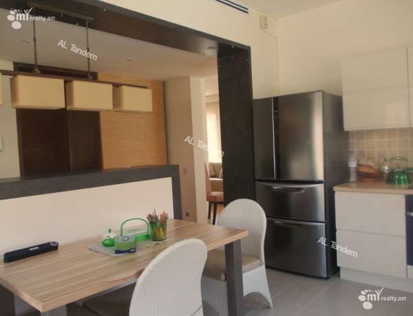 arandznatun-vardzakalutyun-Yerevan-Vahagni-district