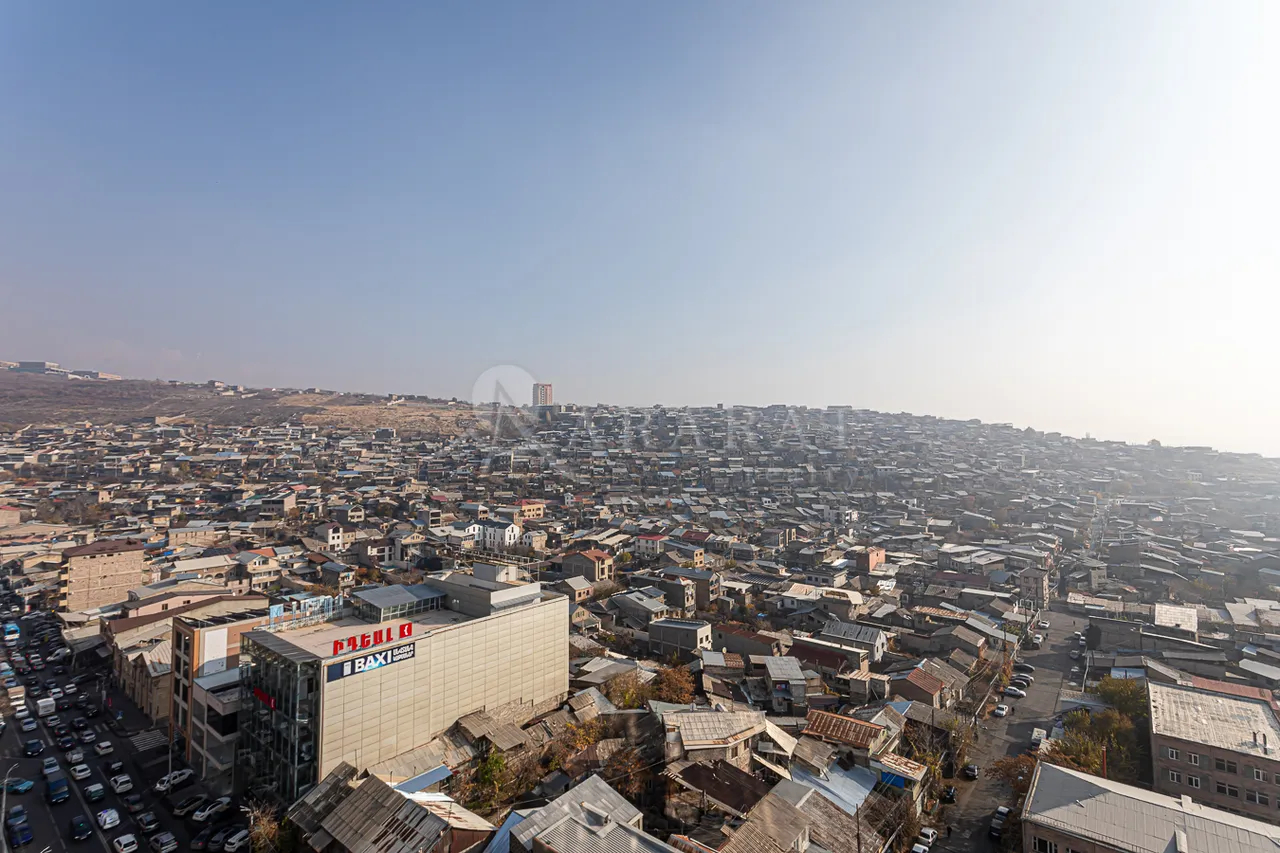 4 bedroom apartment for sale Rostom St, Center Yerevan, 158137