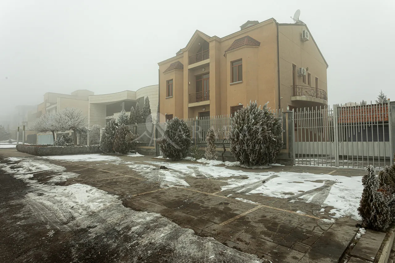 House for sale Tsarav Aghbyur St, Avan Yerevan, 159131