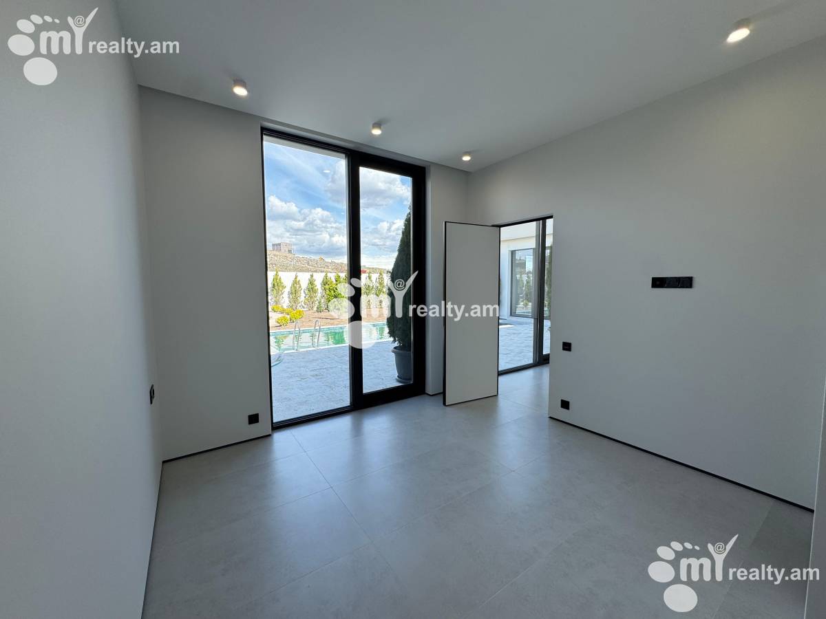 House for sale Zovuni dis, زوونی کوتایک, 160132