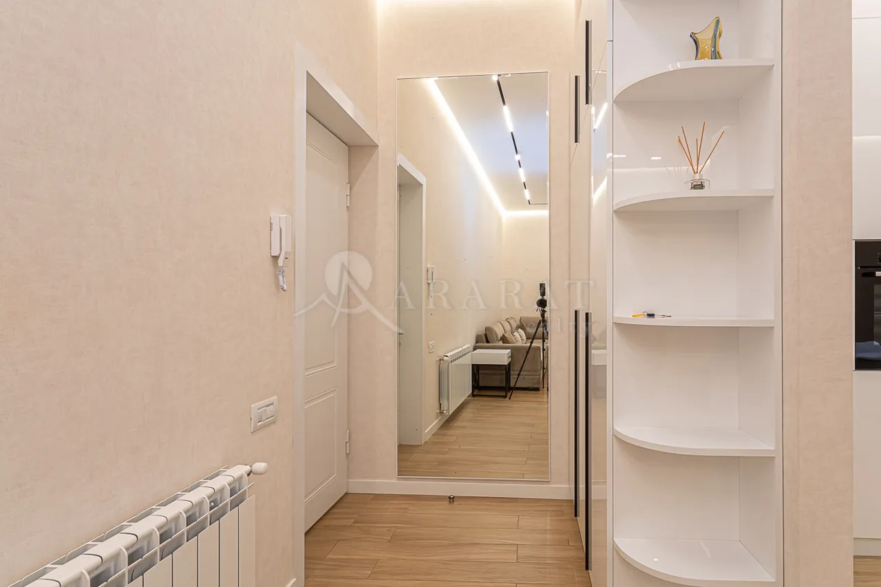 3 սենյականոց բնակարան  Արամի փող, Կենտրոն Երևան, 157226