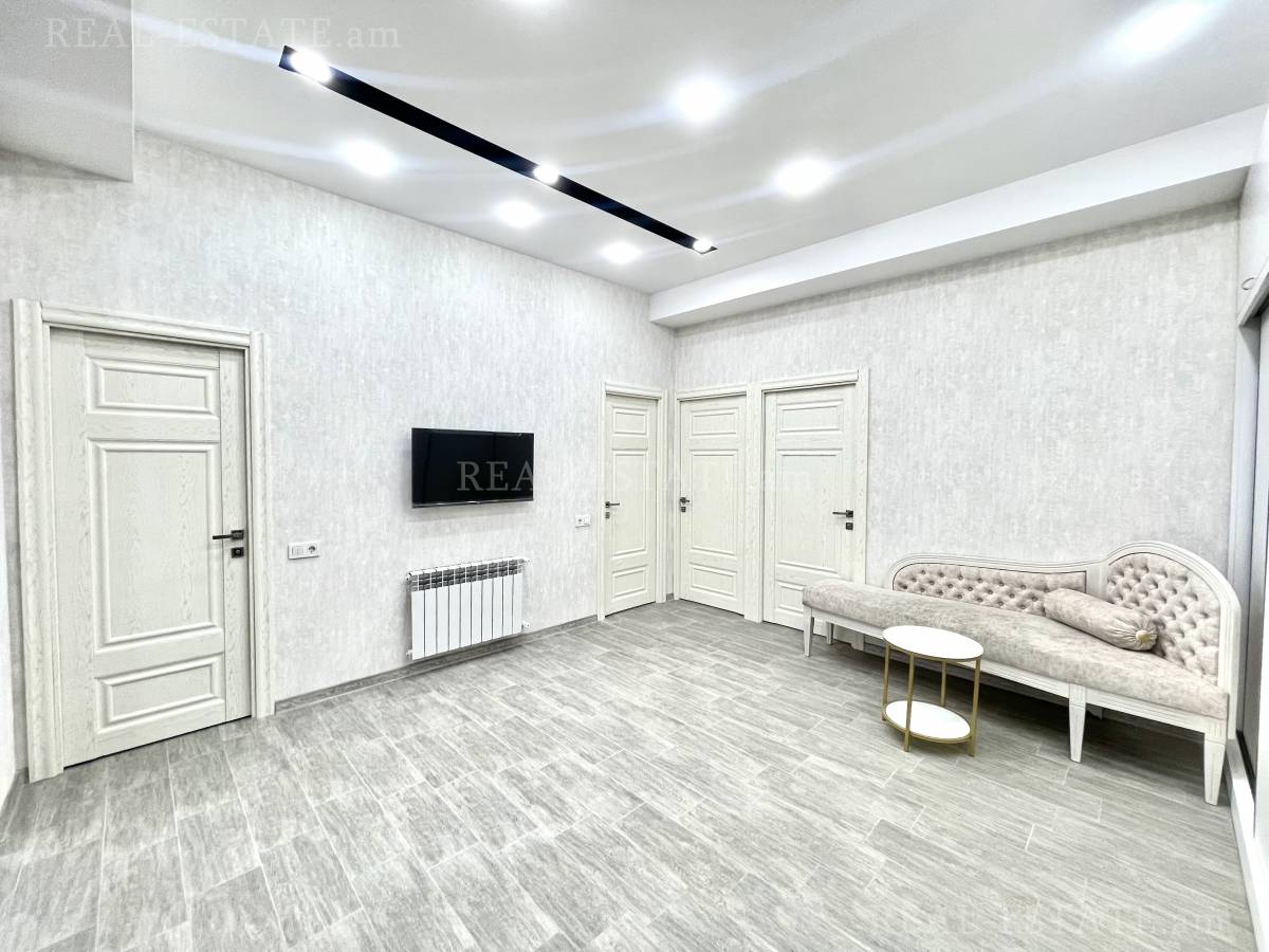 3 սենյականոց բնակարան  Ադոնց փող, Արաբկիր Երևան, 134282