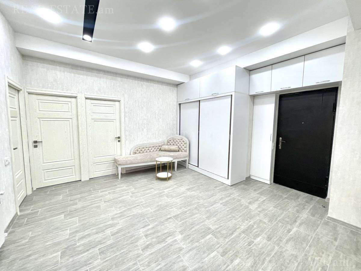 3 սենյականոց բնակարան  Ադոնց փող, Արաբկիր Երևան, 134282