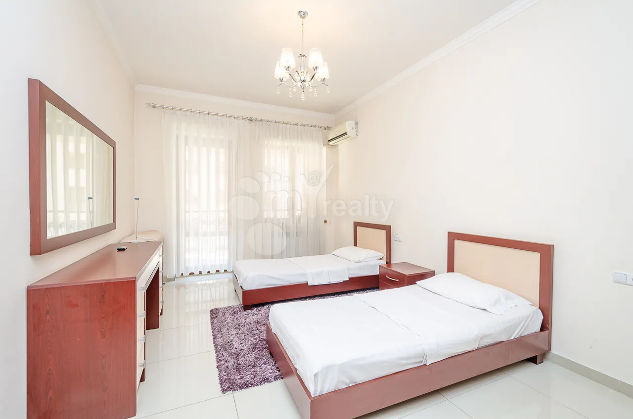 3 bedroom apartment for rent Northern (Hyusisayin)  Ave, Center Yerevan, 161923