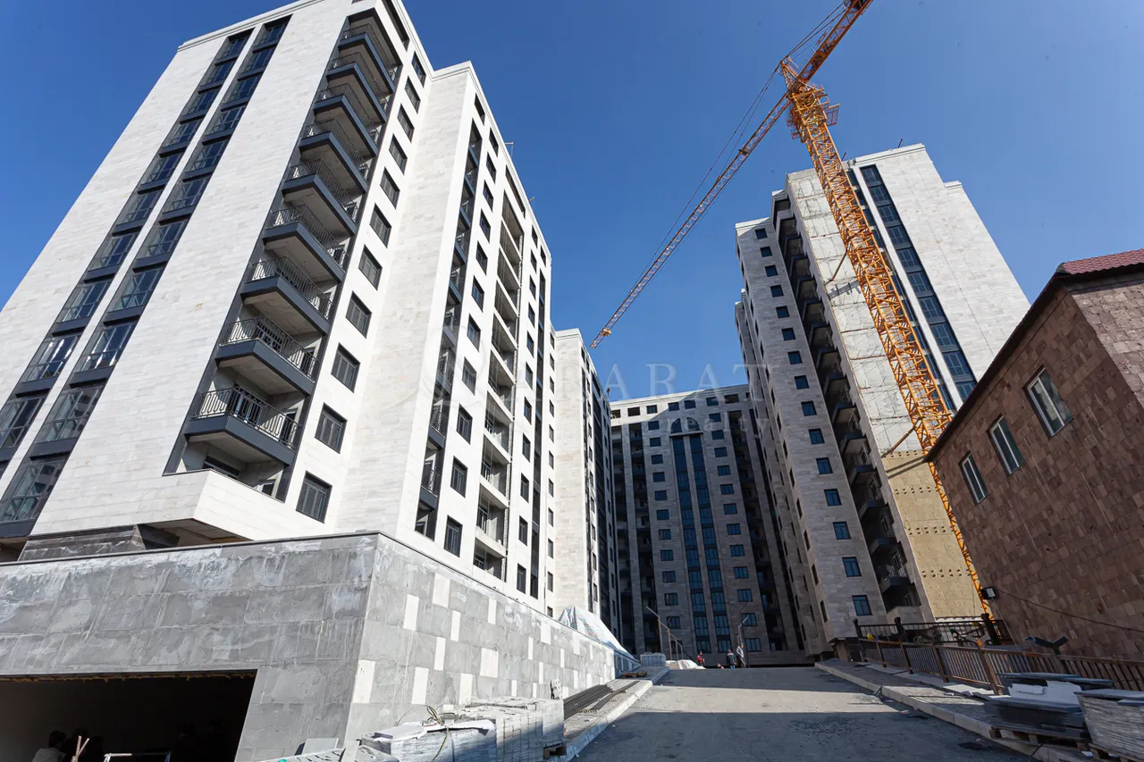 Купить 2 комнатную квартиру Врацакан ул, Арабкир Ереван, 157372