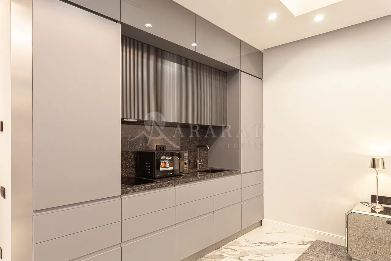 1 bedroom apartment for sale خیابان یِکمالیان, مرکز شهر ایروان, 161897