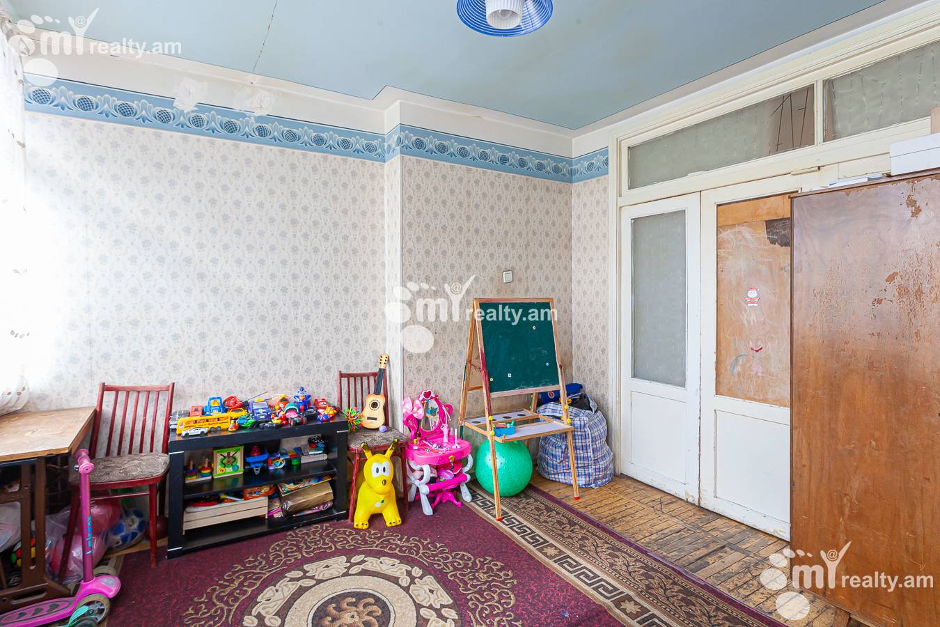 Купить 3 комнатную квартиру Е. Кочар ул, Центр Ереван, 143711