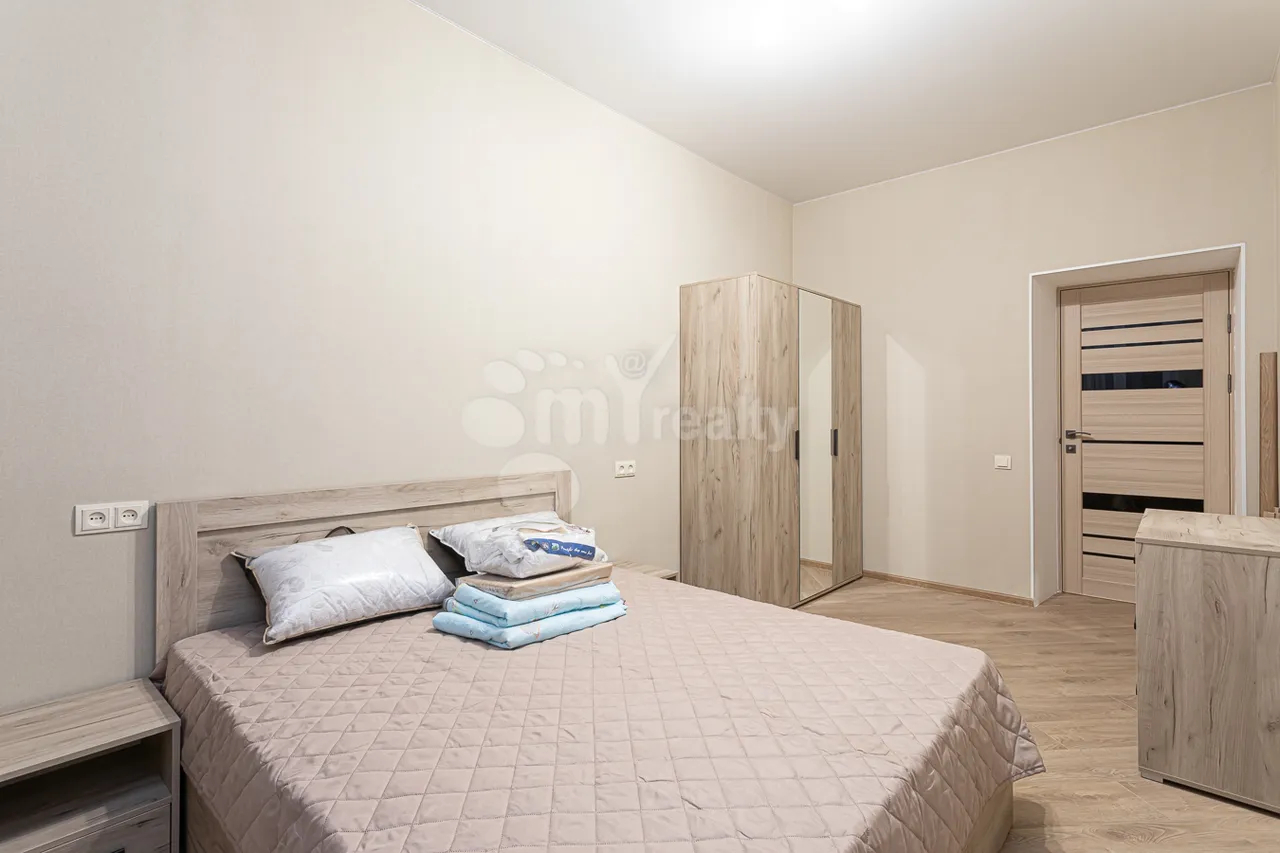 3 bedroom apartment for rent Saryan St, Center Yerevan, 158711