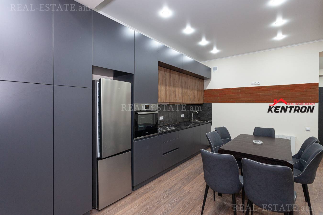 3 սենյականոց բնակարան  Գ. Հովսեփյան փող, Նորք-Մարաշ Երևան, 131969