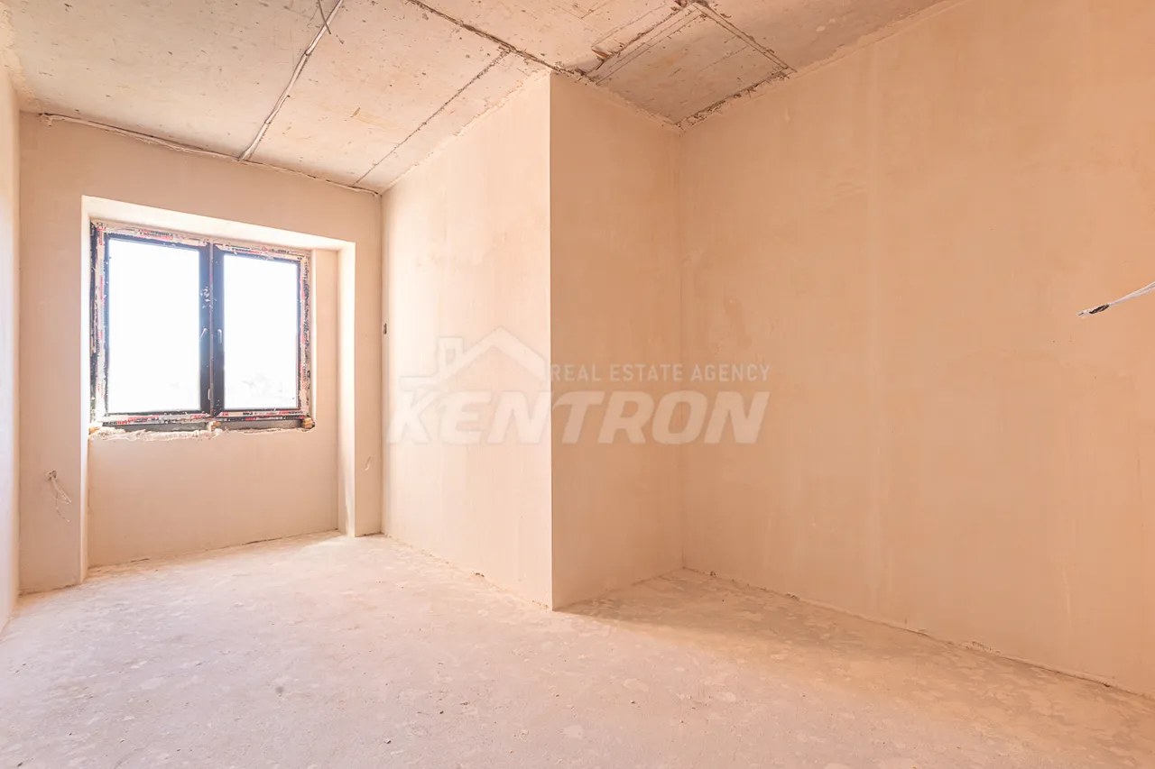 4 bedroom apartment for sale Emineski St, Qanaqer- Sejtun Yerevan, 157243