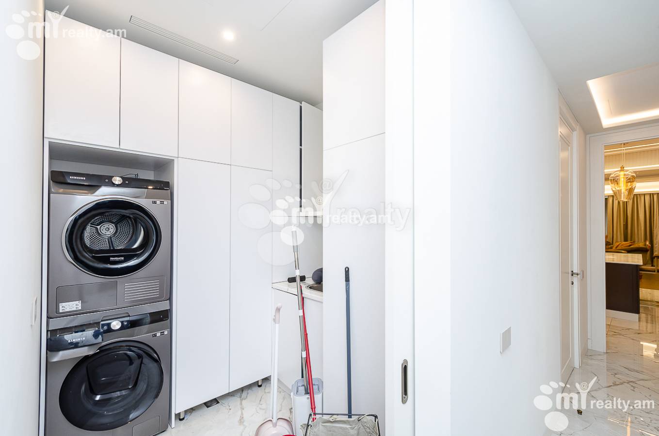 3 bedroom apartment for sale Aram St, Center Yerevan, 149923