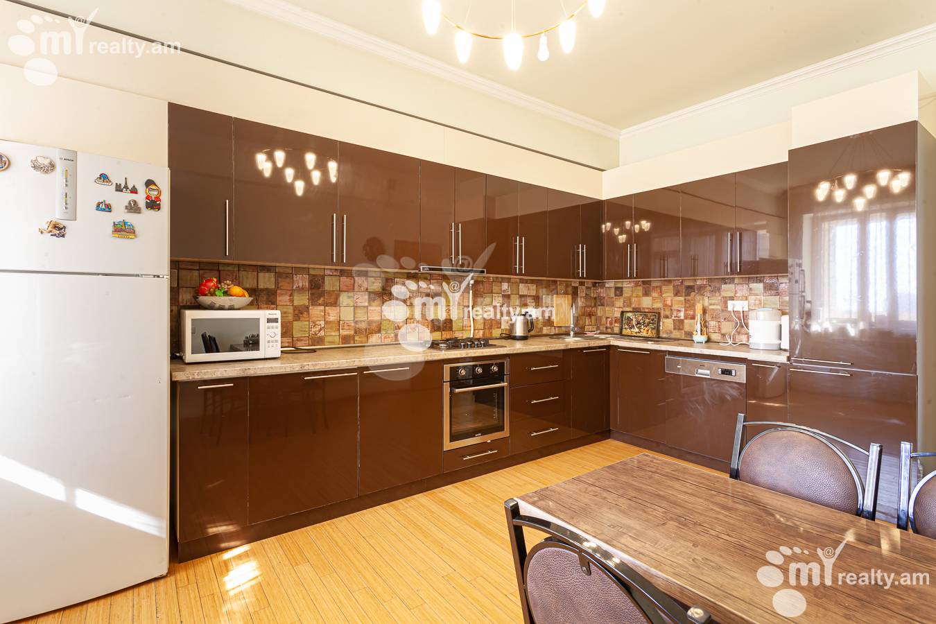 5 bedroom apartment for sale Argishti St, Center Yerevan, 154750