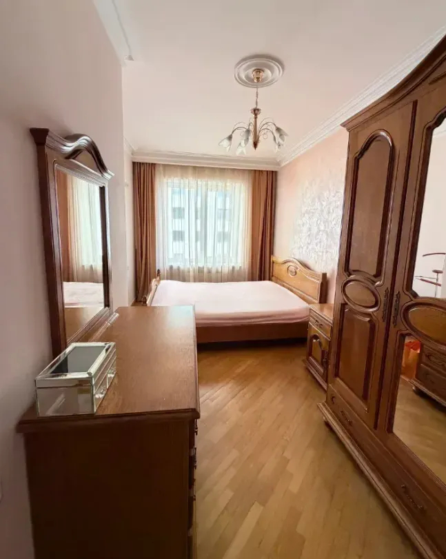 3 bedroom apartment for rent Griboedov St, Arabkir Yerevan, 161474