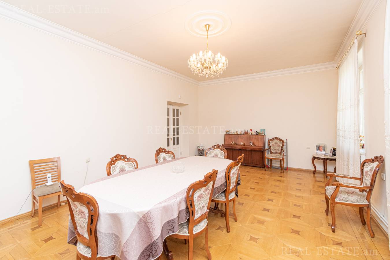 House for sale خیابان اِرزنکیان, عربگیر ایروان, 131697